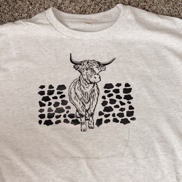 Handmade shirt done with a cricut! Never been worn just made it to sell - Picture 1 of 2